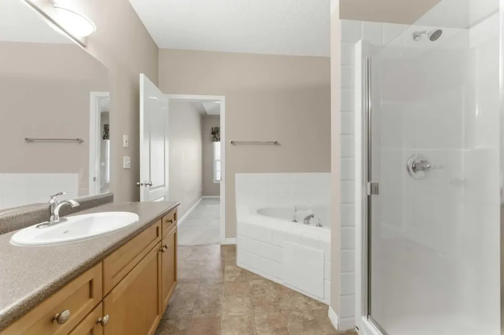 12 Rocky Vista Terrace NW Calgary AB T3G 5G5