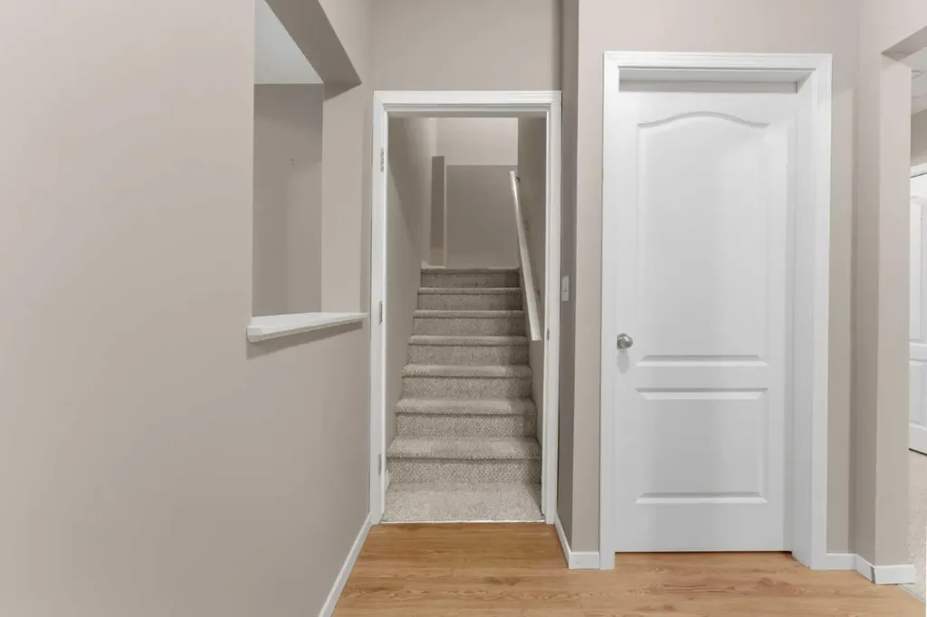 12 Rocky Vista Terrace NW Calgary AB T3G 5G5