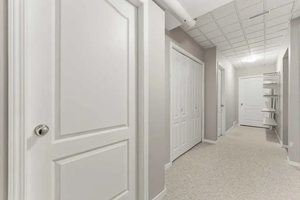 12 Rocky Vista Terrace NW Calgary AB T3G 5G5