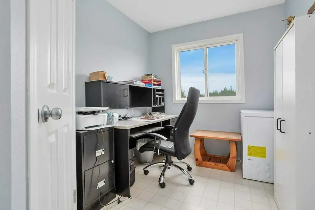 25020 Highway 607 Rural Ponoka County AB T0C 0M0