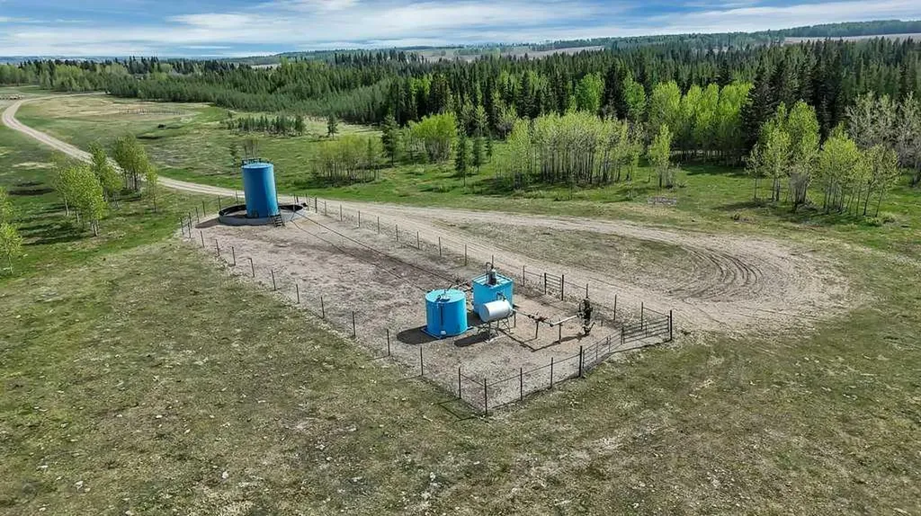25020 Highway 607 Rural Ponoka County AB T0C 0M0