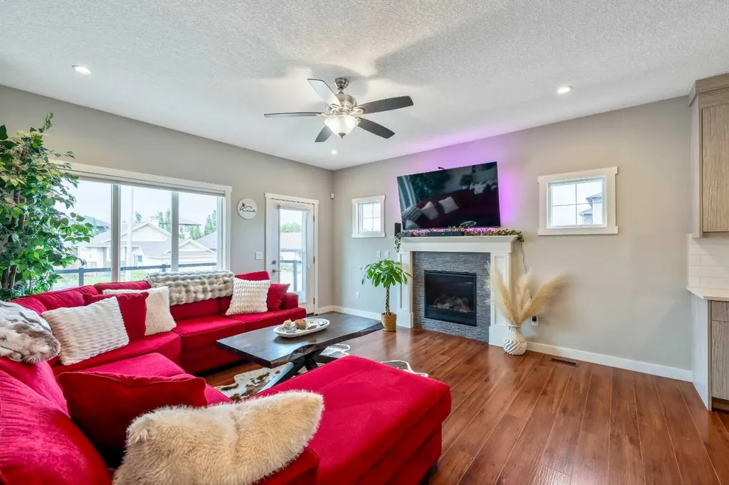 1 Lakes Estates Circle Strathmore AB T1P 0B7