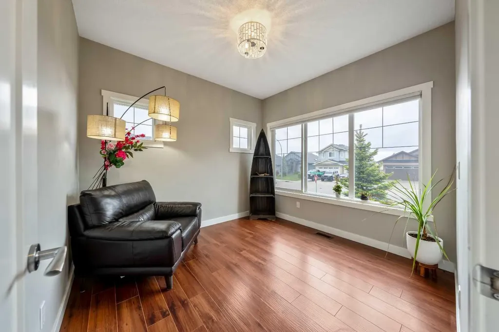 1 Lakes Estates Circle Strathmore AB T1P 0B7