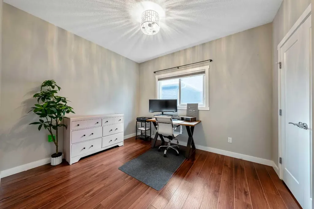 1 Lakes Estates Circle Strathmore AB T1P 0B7
