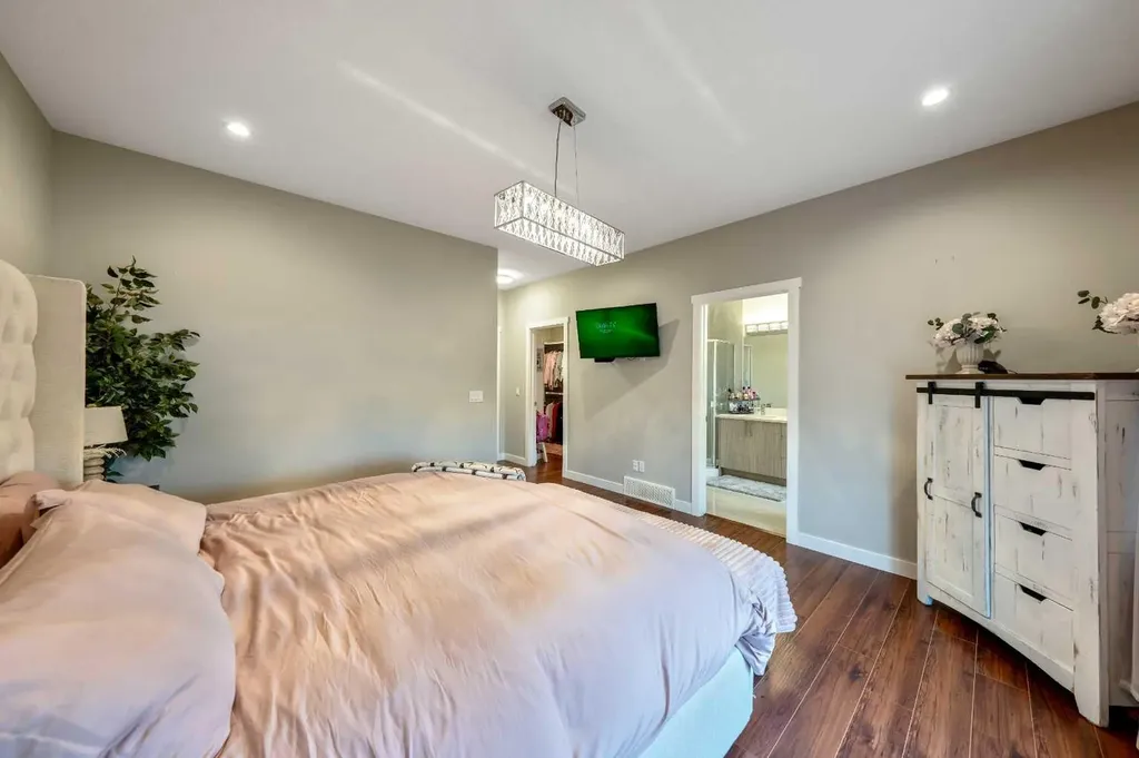 1 Lakes Estates Circle Strathmore AB T1P 0B7