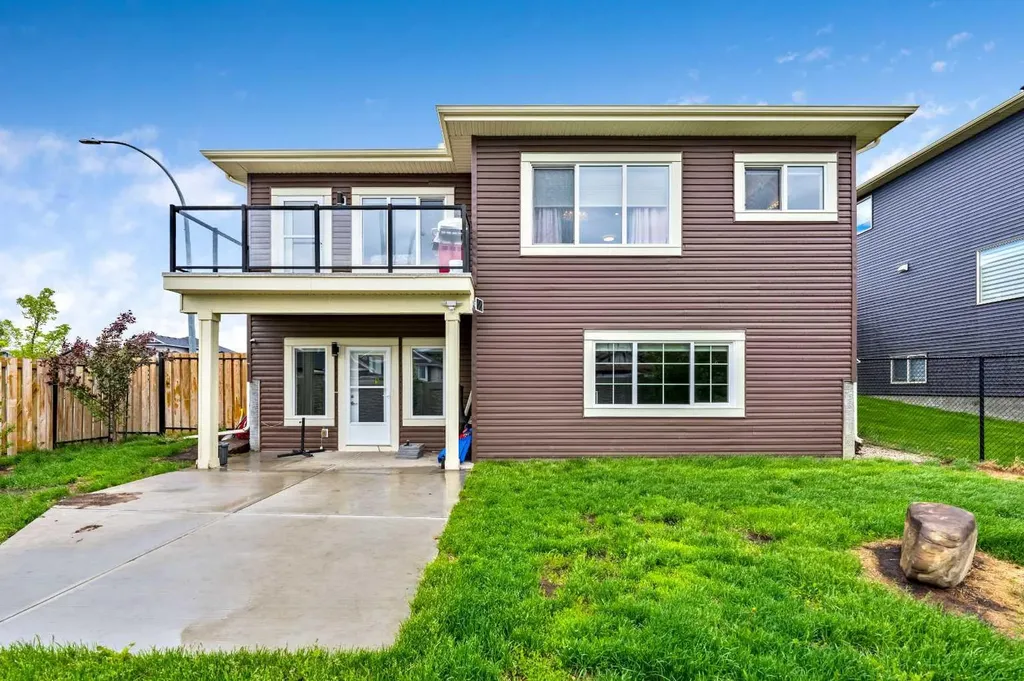 1 Lakes Estates Circle Strathmore AB T1P 0B7