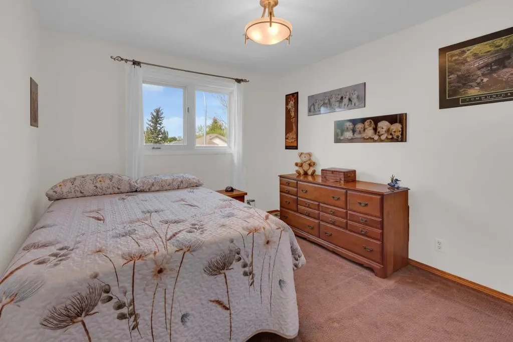 417 Cottonwood Drive Vulcan AB T0L 2B0