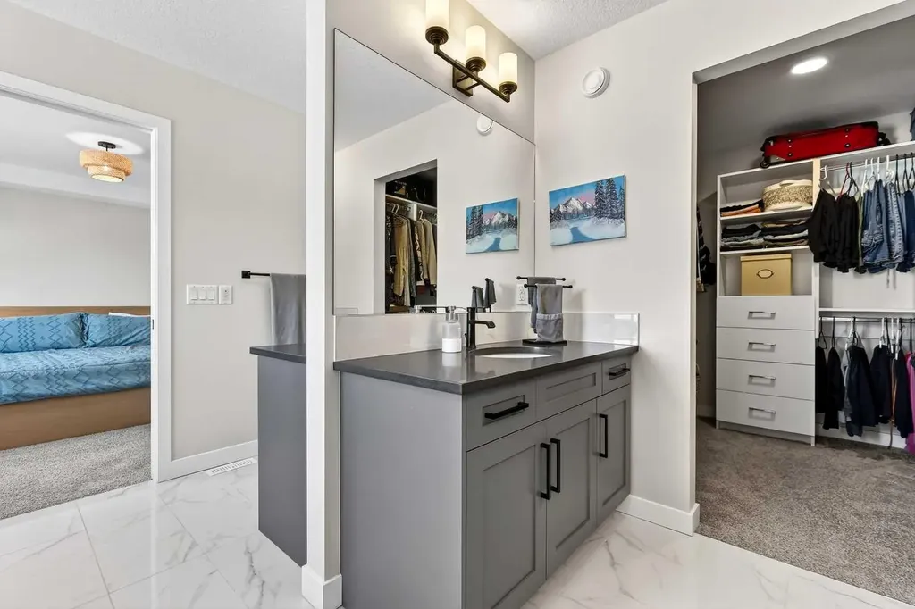 57 Legacy Reach View SE Calgary AB T2X 4T9