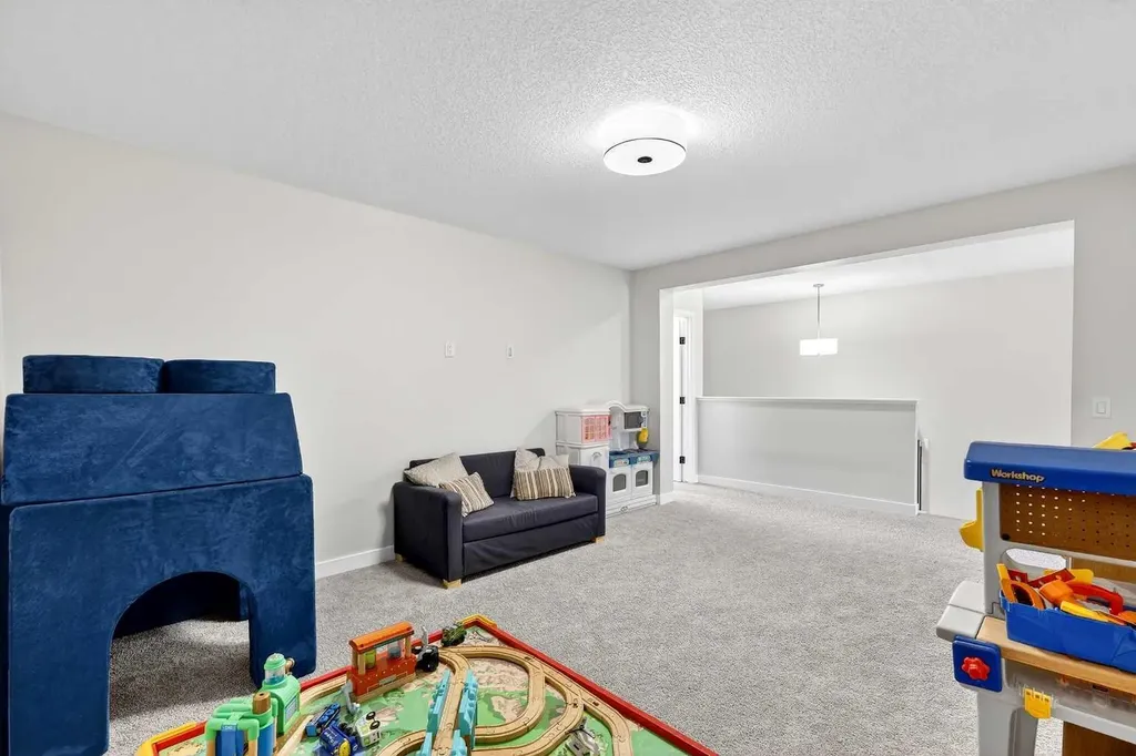 57 Legacy Reach View SE Calgary AB T2X 4T9