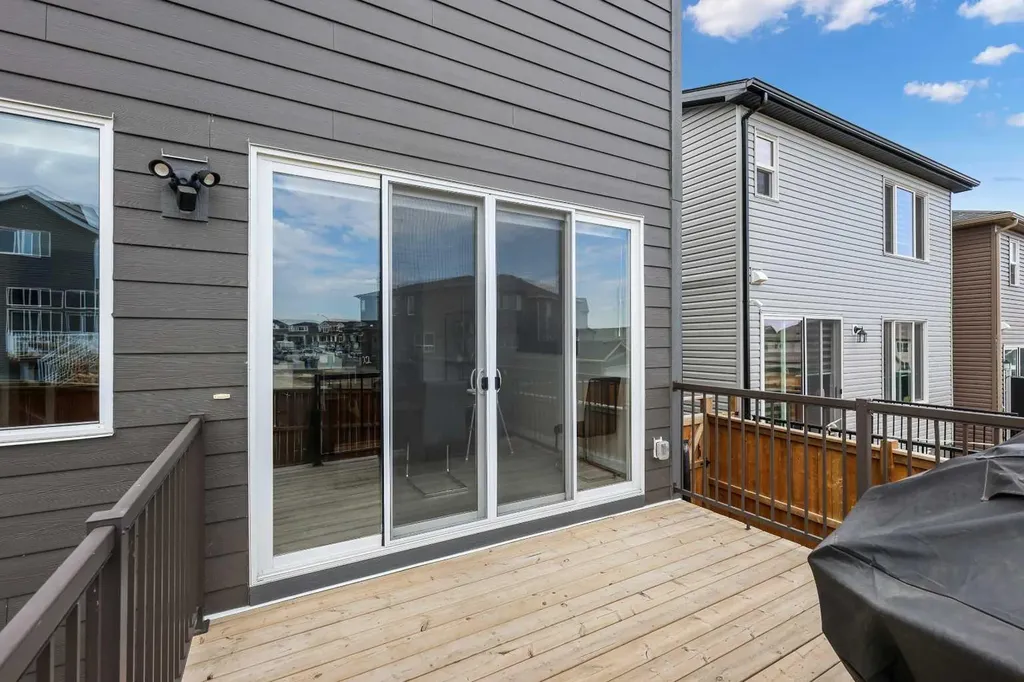 57 Legacy Reach View SE Calgary AB T2X 4T9