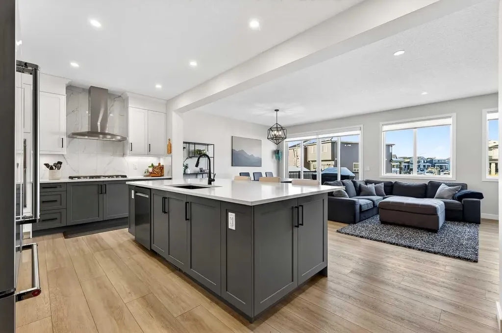 57 Legacy Reach View SE Calgary AB T2X 4T9