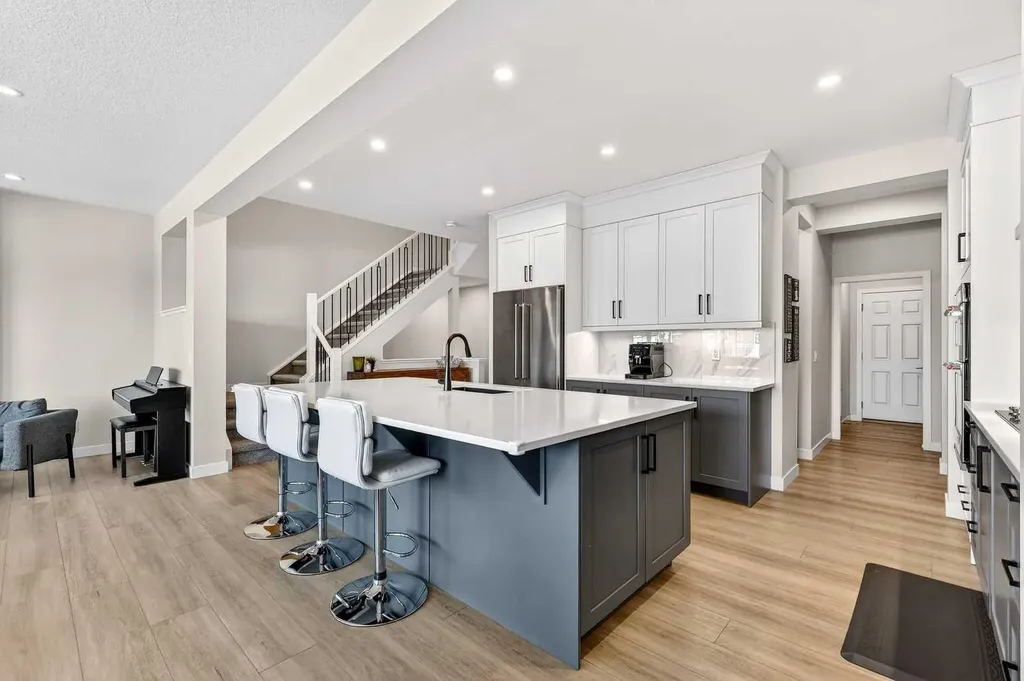 57 Legacy Reach View SE Calgary AB T2X 4T9