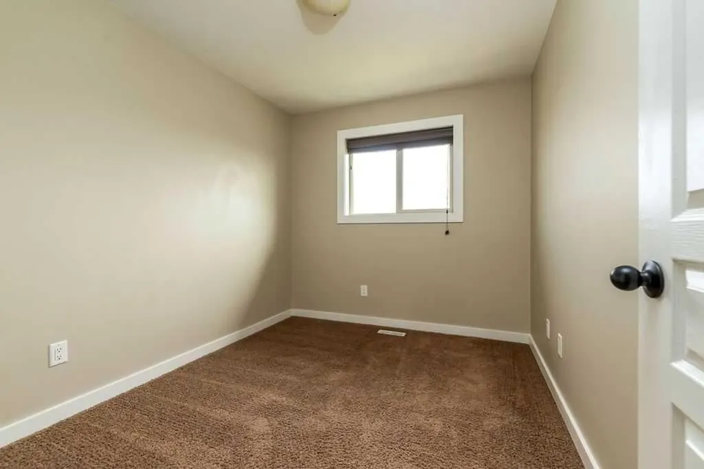 4008 41 Avenue Lloydminster SK S9V 1Y5