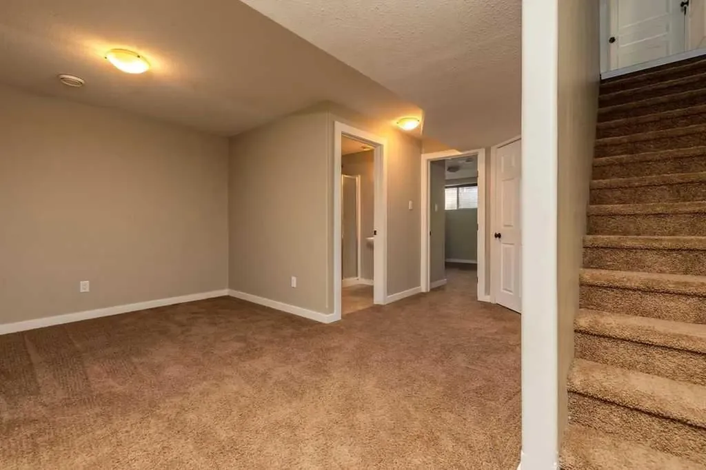 4008 41 Avenue Lloydminster SK S9V 1Y5