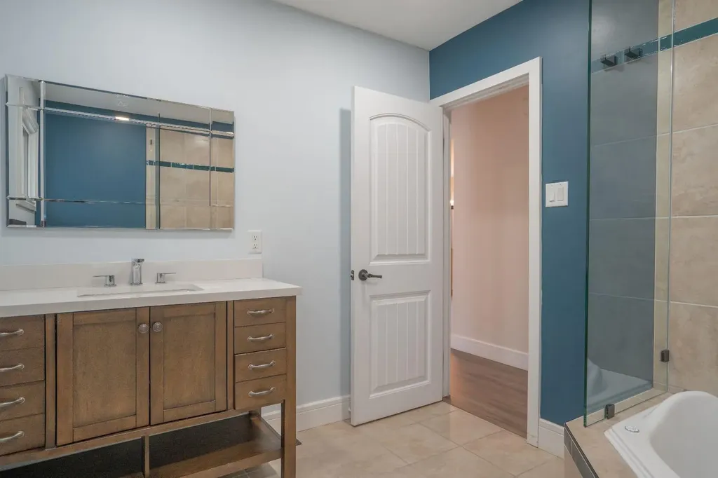 3 Montcalm Avenue Camrose AB T4V 2K9