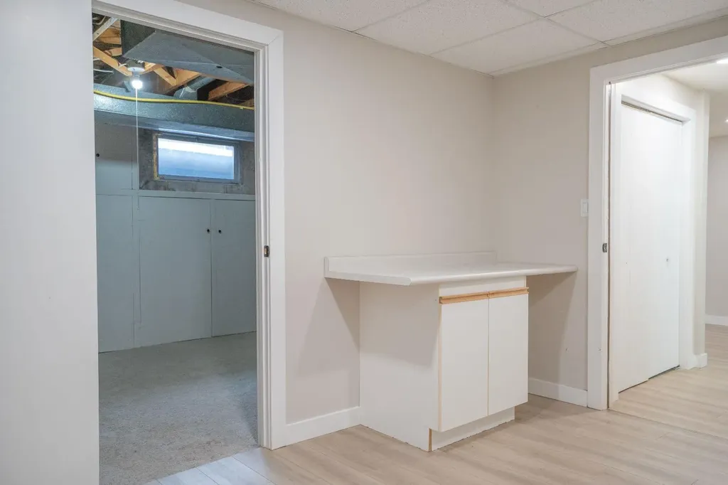 3 Montcalm Avenue Camrose AB T4V 2K9