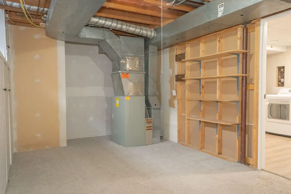 3 Montcalm Avenue Camrose AB T4V 2K9