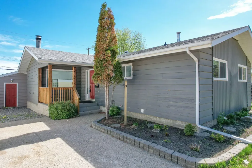 3 Montcalm Avenue Camrose AB T4V 2K9