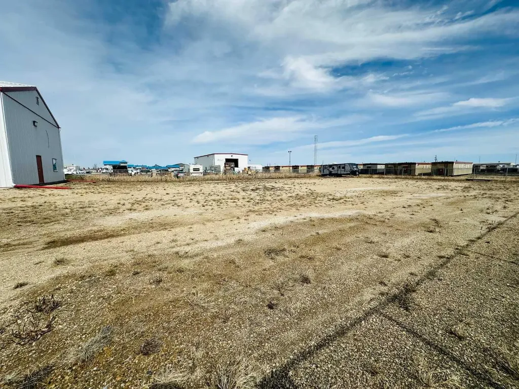 10203B 123 Street Grande Prairie AB T8V8B7