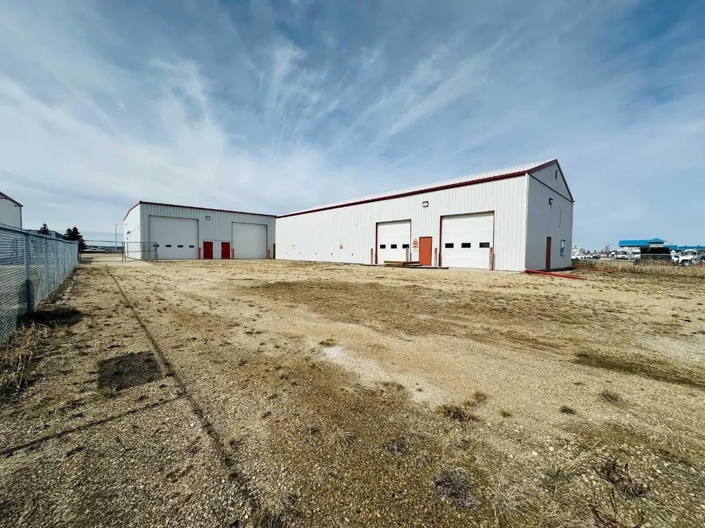 10203B 123 Street Grande Prairie AB T8V8B7