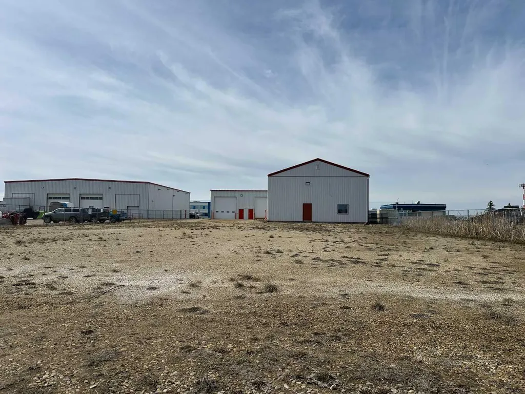 10203B 123 Street Grande Prairie AB T8V8B7