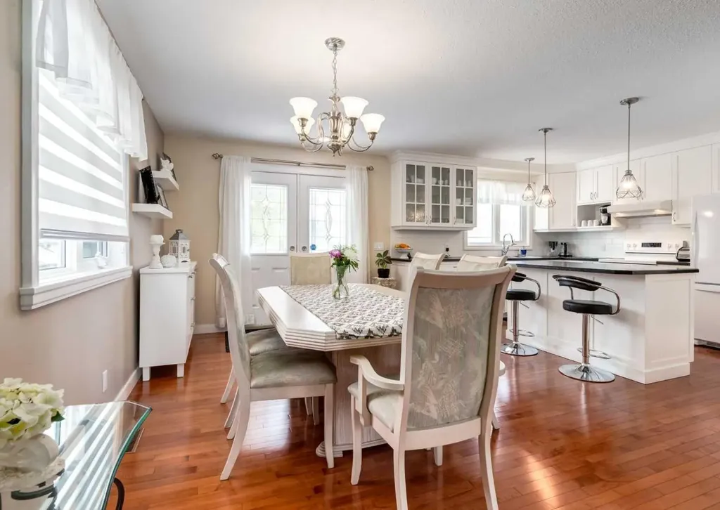332 Pinemont Road NE Calgary AB T1Y1V7