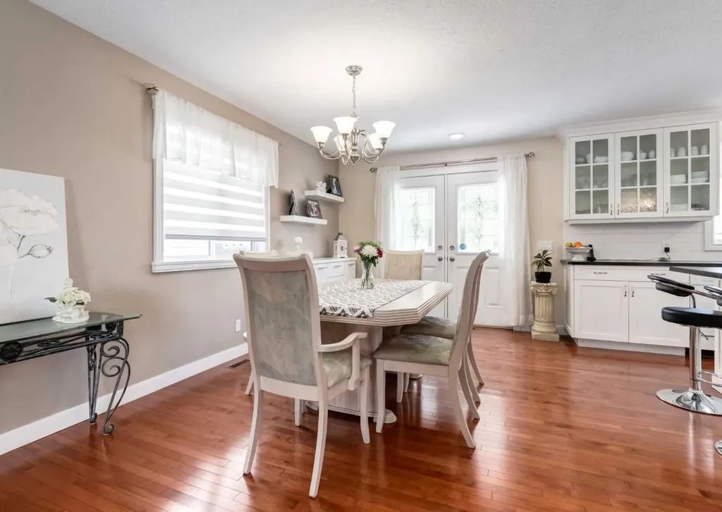 332 Pinemont Road NE Calgary AB T1Y1V7