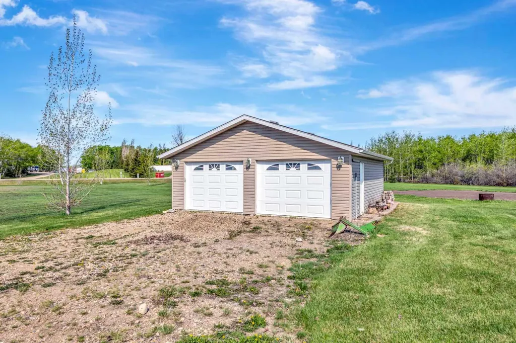 74 Hawkstone Estates Rural Vermilion River County Of AB T9V 2Z9