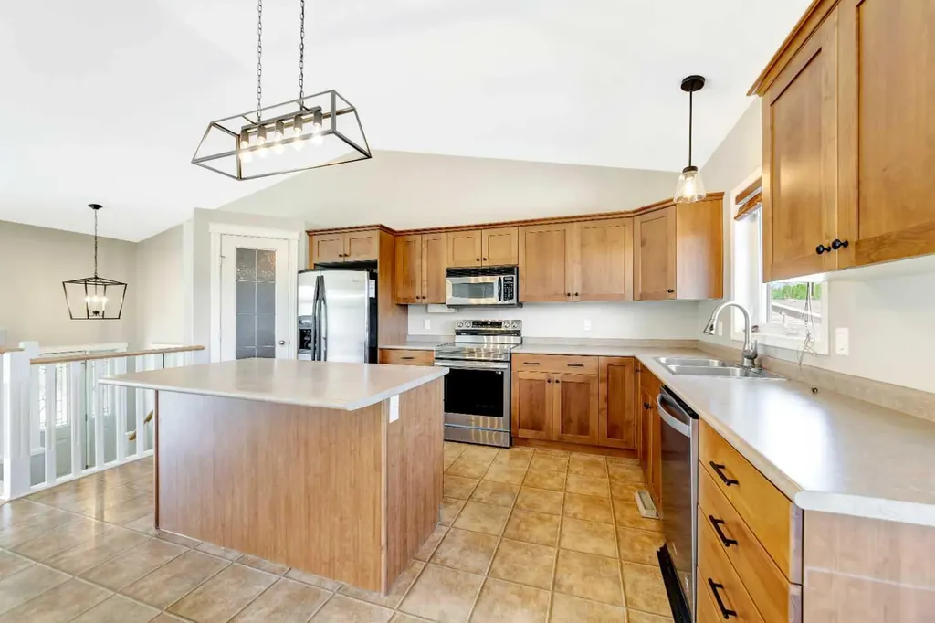 74 Hawkstone Estates Rural Vermilion River County Of AB T9V 2Z9