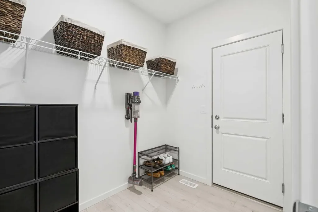 820 Langholm Drive SE Airdrie AB T4A3N3