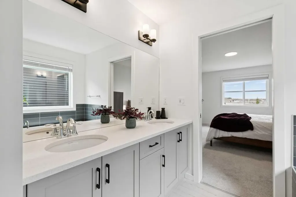 820 Langholm Drive SE Airdrie AB T4A3N3