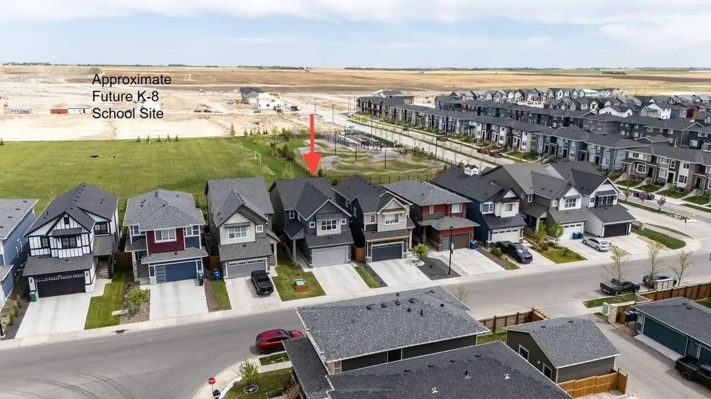 820 Langholm Drive SE Airdrie AB T4A3N3