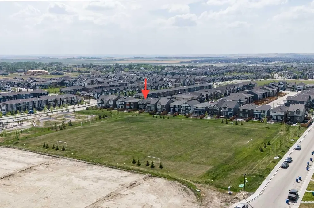 820 Langholm Drive SE Airdrie AB T4A3N3