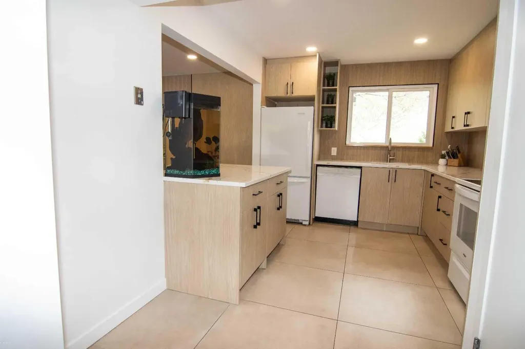 235 Avonburn Road SE Calgary AB T2H1N9