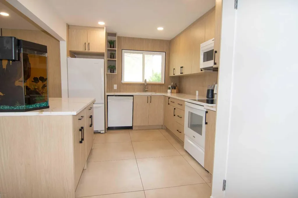 235 Avonburn Road SE Calgary AB T2H1N9