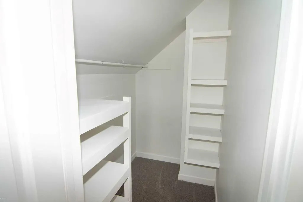 235 Avonburn Road SE Calgary AB T2H1N9