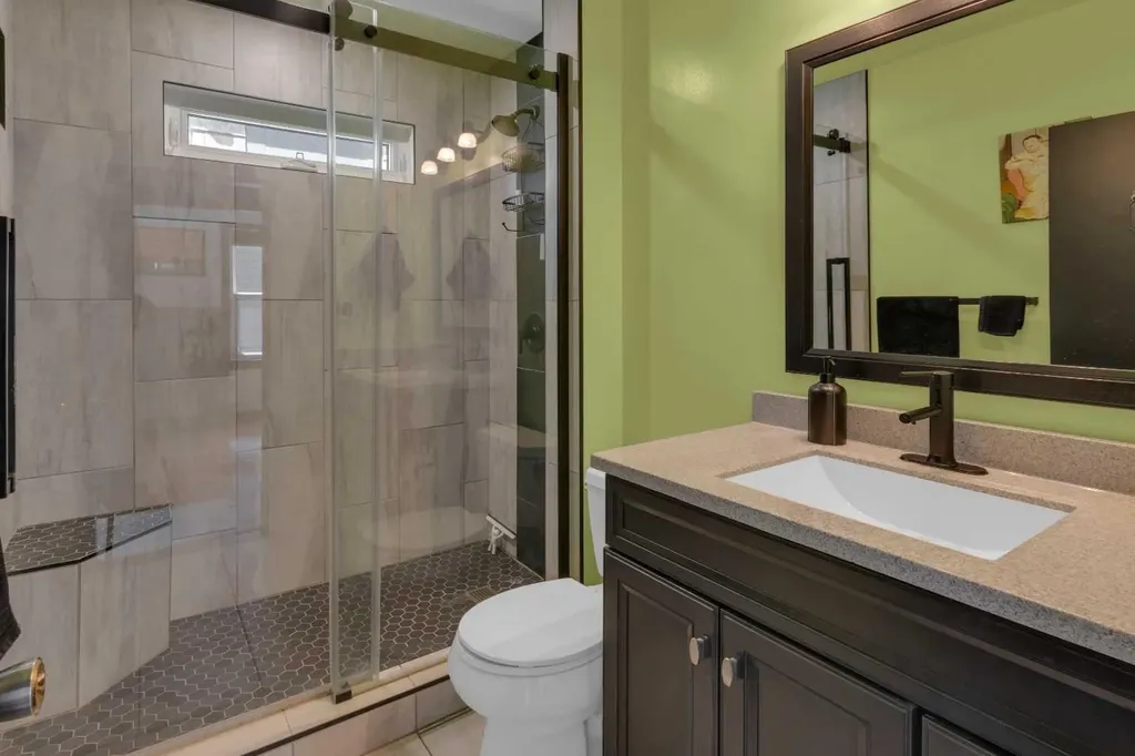 1733 13 Avenue SW Calgary AB T3C0V1