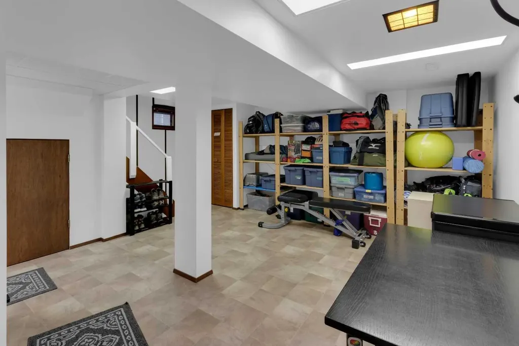 1733 13 Avenue SW Calgary AB T3C0V1