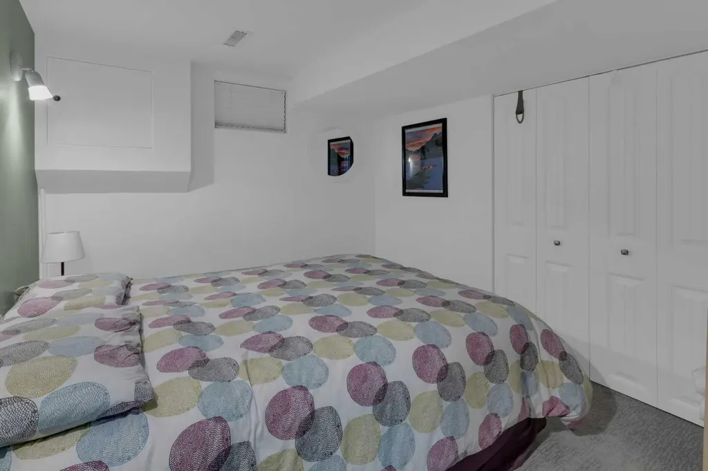 1733 13 Avenue SW Calgary AB T3C0V1