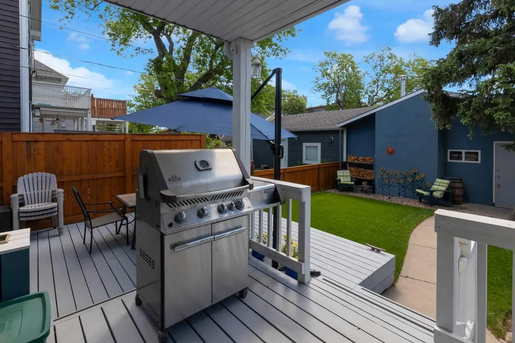 1733 13 Avenue SW Calgary AB T3C0V1