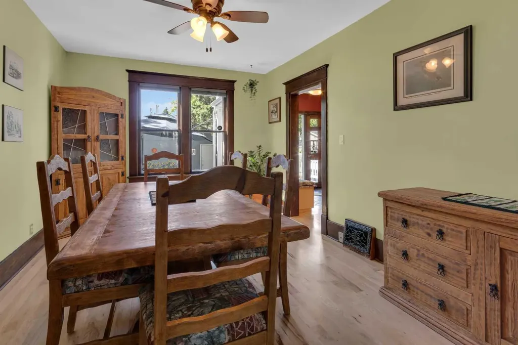 1733 13 Avenue SW Calgary AB T3C0V1