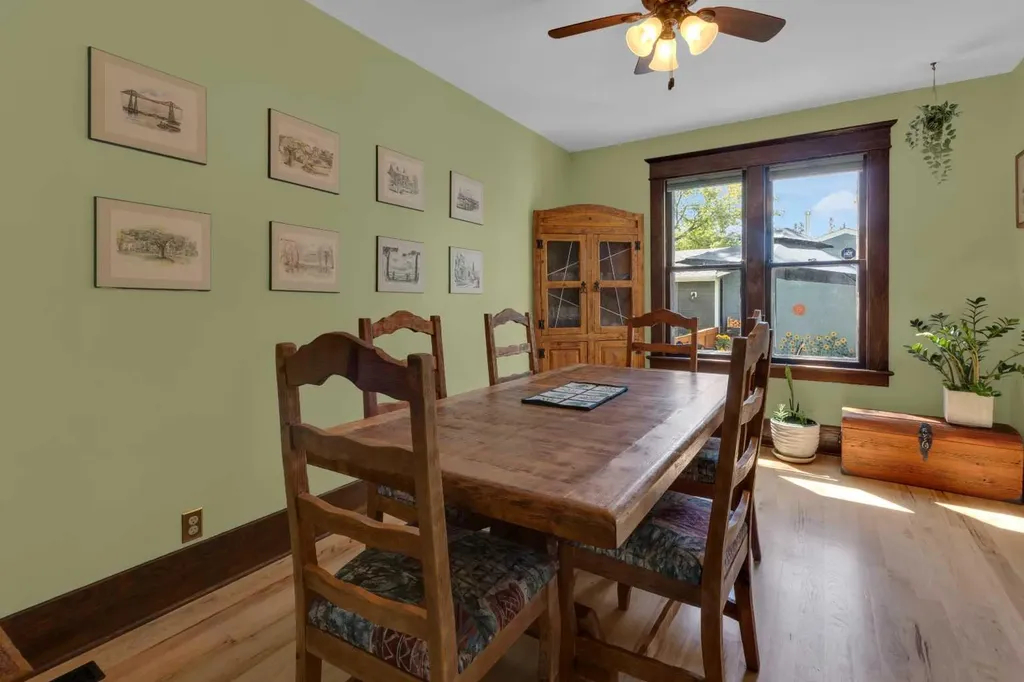 1733 13 Avenue SW Calgary AB T3C0V1