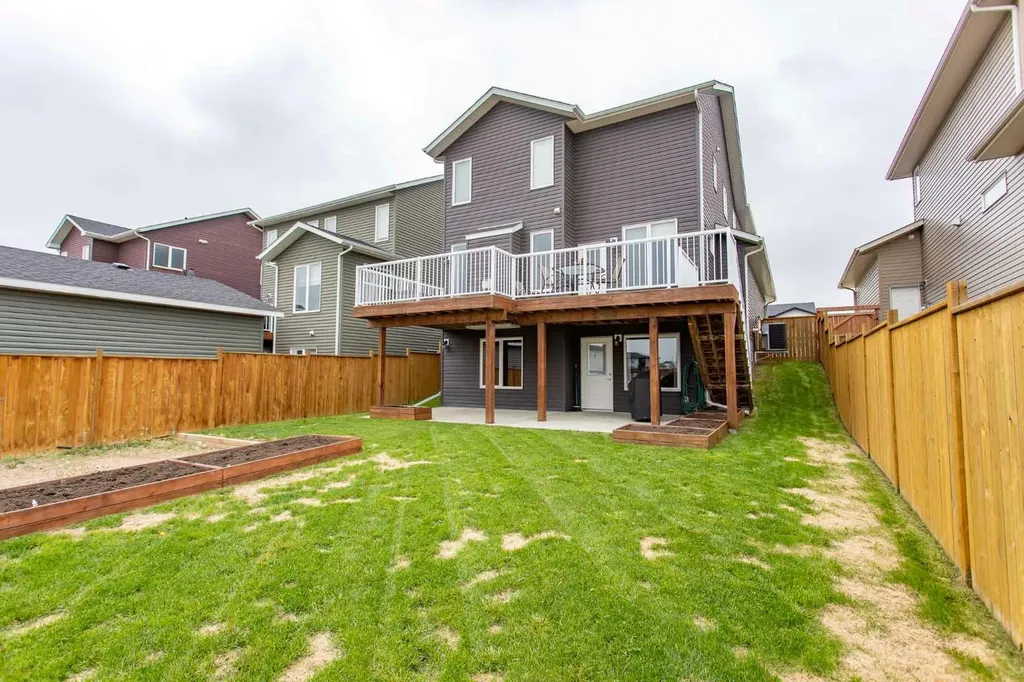 139 Morris Court Blackfalds AB T4M 0B2