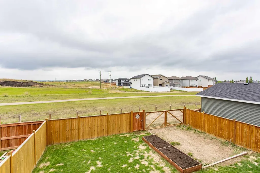 139 Morris Court Blackfalds AB T4M 0B2