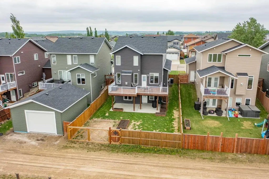 139 Morris Court Blackfalds AB T4M 0B2