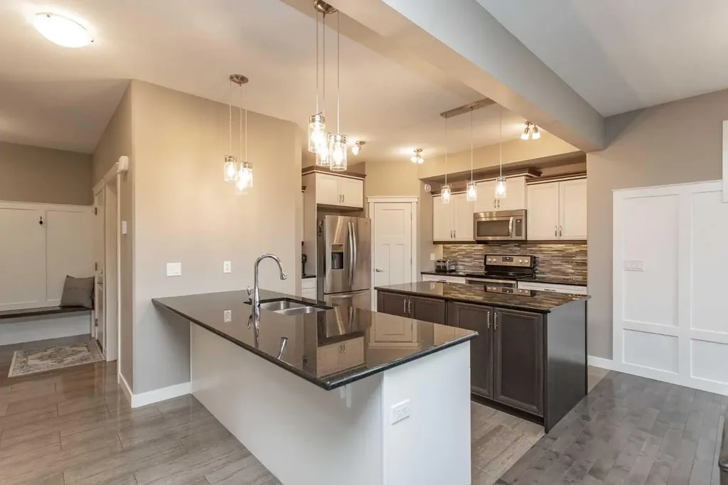 139 Morris Court Blackfalds AB T4M 0B2
