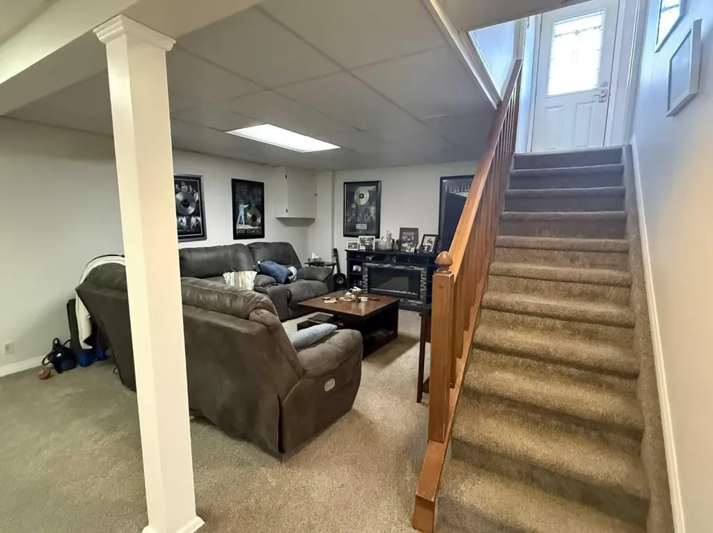 111 Shacker Crescent Hanna AB T0J 1P0