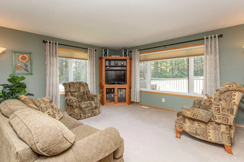 25028 Highway 595 Rural Red Deer County AB T4E 0T3