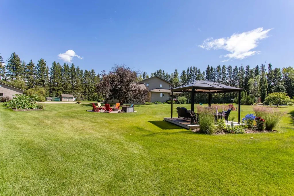 25028 Highway 595 Rural Red Deer County AB T4E 0T3