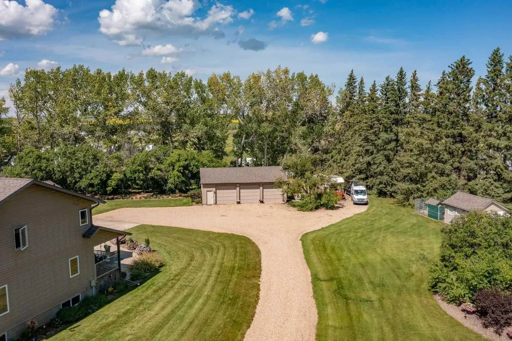 25028 Highway 595 Rural Red Deer County AB T4E 0T3
